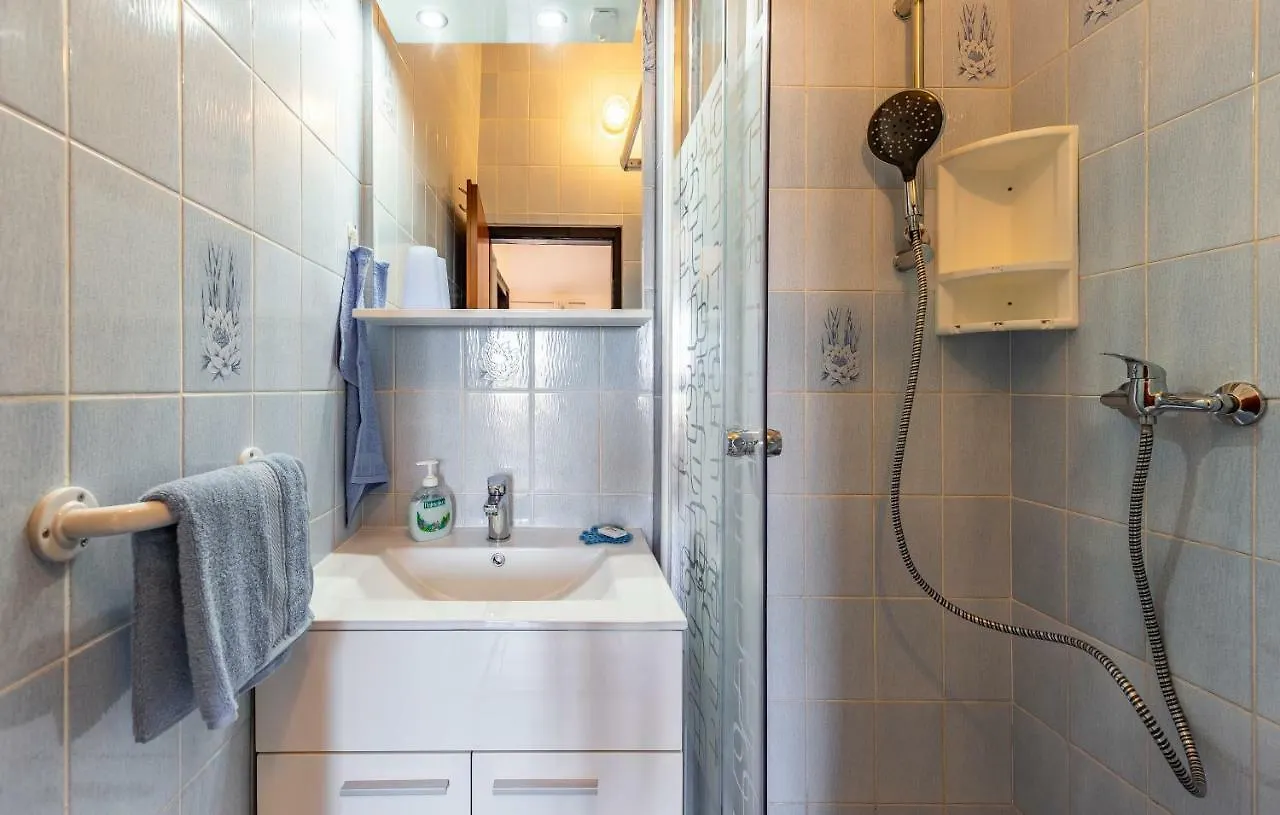 Apartment Denis Medulin 0*,  Croatia